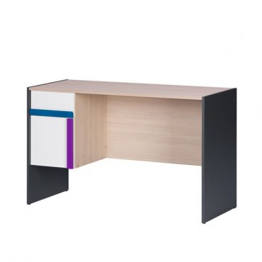 alex_desk_124
